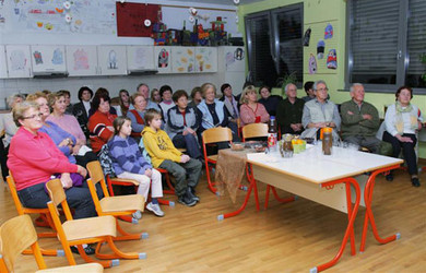 Foto: Udeleženci izobraževanja v Stranjah (slikal Dušan Letnar).
